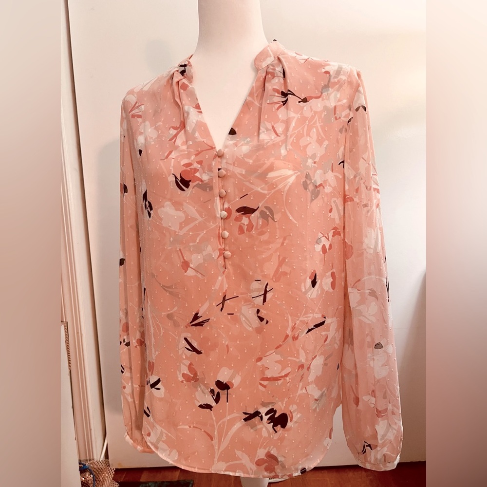 White House Black Market floral dot jacquard blouse, size 10.